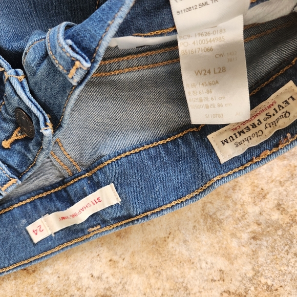 Levis skinny jeans - Picture 4 of 5
